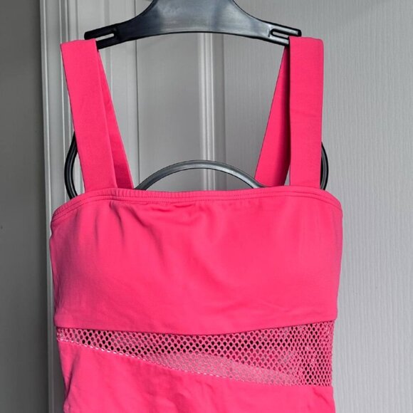 CARMEN MARC VALVO SWIMWEAR with Open-Knit Inserts In Coral Pink - Size 6 - Picture 3 of 8